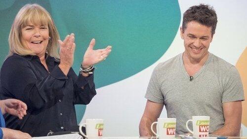 27/04/16 - Eric Bana, Ricky Gervais, Lorraine Kelly, Julian Ovenden 27/04/16 - Eric Bana, Ricky Gervais, Lorraine Kelly, Julian Ovenden