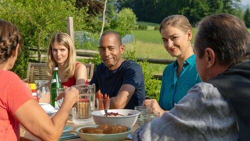 Bienenstich Bienenstich