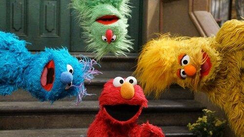 Elmo and Rosita's Rainbow Search