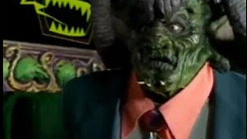 One Day at HorrorLand (2) One Day at HorrorLand (2)