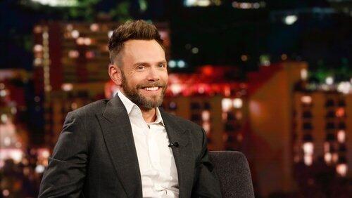 Joel McHale, Betty Gilpin, Santana Joel McHale, Betty Gilpin, Santana