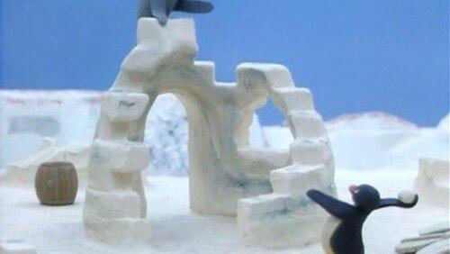 Pingu and the Snowball Fight Pingu and the Snowball Fight