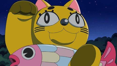 The Mysterious Giant Good Luck Cat