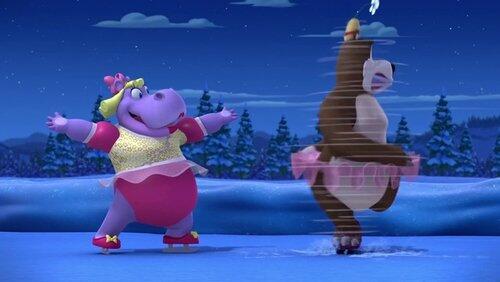 Happy Helpers on Ice! Happy Helpers on Ice!
