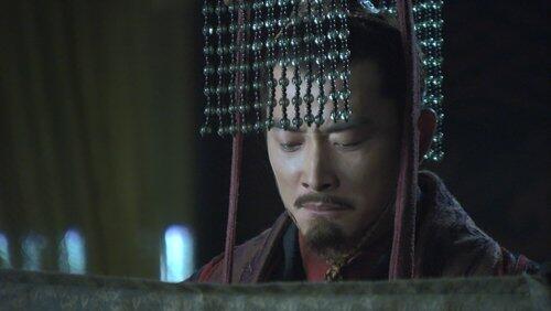 Emperor Xian Receives Two Imperial Edicts and Abdicates in Cao Pi's Favour