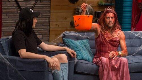 Wayne Coyne Wears A Halloween Costume Wayne Coyne Wears A Halloween Costume