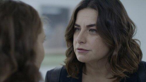 Javiera siguió a la supuesta amante de Maira Javiera siguió a la supuesta amante de Maira