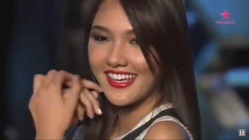 The Girl with a Killer Smile The Girl with a Killer Smile