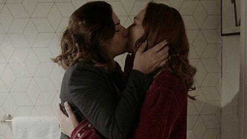 Javiera y Flavia se volvieron a besar Javiera y Flavia se volvieron a besar