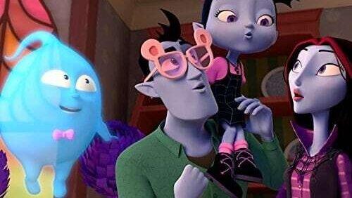 During the town's anniversary celebrations, Vee and her family get scared! During the town's anniversary celebrations, Vee and her family get scared!
