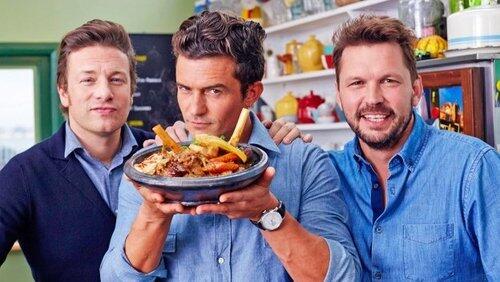 Orlando Bloom, Asian Parcels and the Sausage Orlando Bloom, Asian Parcels and the Sausage