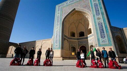Bukhara → Samarcanda → Tashkent Bukhara → Samarcanda → Tashkent