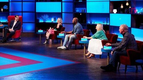 Charlie Brooks, Les Dennis, Darren Harriott and Melinda Messenger (5/5) Charlie Brooks, Les Dennis, Darren Harriott and Melinda Messenger (5/5)