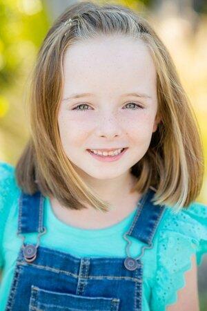 photo of Ella Faris photo of Ella Faris