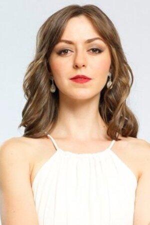 photo of Luna Baxter photo of Luna Baxter