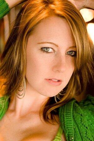photo of Melissa LeEllen photo of Melissa LeEllen