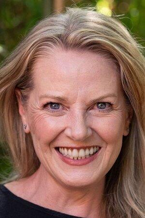 Lucinda Cowden Lucinda Cowden