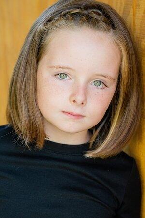 photo of Gracie Faris photo of Gracie Faris