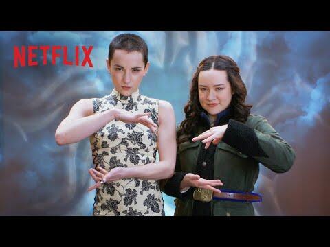 Jessie Mei Li & Anna Leong Brophy Surprise a Shadow and Bone Cosplayer