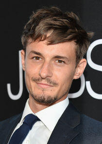 Giles Matthey Giles Matthey