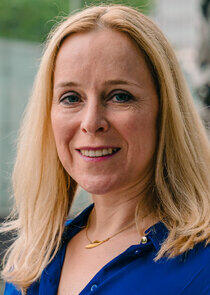 photo of Eva De Bleeker photo of Eva De Bleeker