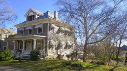Family Looking for a Home with a History in Arkansas Family Looking for a Home with a History in Arkansas