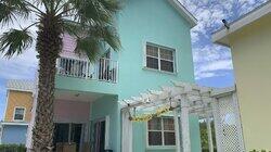 A Grand Getaway in the Cayman Islands A Grand Getaway in the Cayman Islands