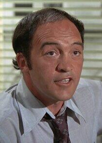 Det. Dennis Becker Det. Dennis Becker