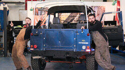 Land Rover Defender Land Rover Defender