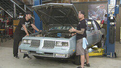 Lowrider - Three Wheel Motion Lowrider - Three Wheel Motion