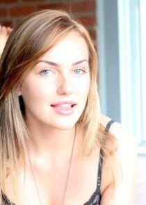 photo of Lauren Dela Pena photo of Lauren Dela Pena