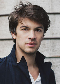 photo of Devin Kawaoka