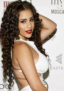 photo of Cyn Santana photo of Cyn Santana