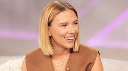 Scarlett Johansson, Guy Branum Scarlett Johansson, Guy Branum