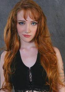 Scarlett Pomers Scarlett Pomers