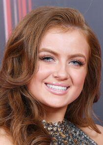 Maisie Smith Maisie Smith