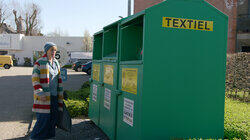 Wat gebeurt er met kleding uit een kledingcontainer? Wat gebeurt er met kleding uit een kledingcontainer?
