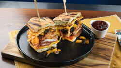 Diners, Drive-Ins, and Dives: Sandwiches Diners, Drive-Ins, and Dives: Sandwiches