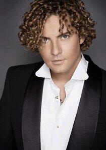 photo of David Bisbal photo of David Bisbal