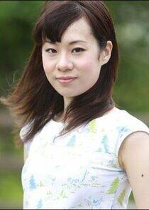photo of Mana Yoshimuta photo of Mana Yoshimuta