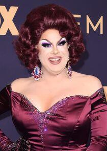 photo of Nina West photo of Nina West