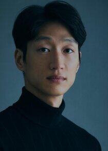 photo of Yoo Yong photo of Yoo Yong
