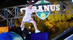 Don't Attempt This in Clogs Don't Attempt This in Clogs