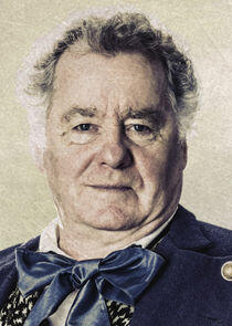 Dr. Alfred Summers Dr. Alfred Summers