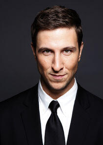 Pablo Schreiber Pablo Schreiber