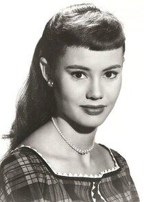 Roberta Shore