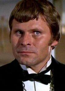 Bruce Glover