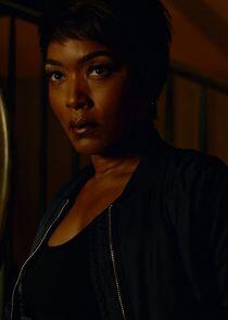 Lee Harris TV / Actress Monet Tumusiime Lee Harris TV / Actress Monet Tumusiime