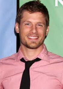 Matt Lauria