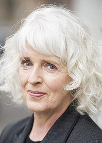 photo of Julia Dearden